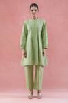 Buy_Naintara Bajaj_Green Cotton Mandarin Collar Pintucked Kurta Set 