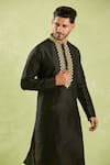 Samyukta Singhania_Black Kurta Polyester Silk Embroidery Wavy Floral Set _Online_at_Aza_Fashions