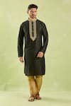 Buy_Samyukta Singhania_Black Kurta Polyester Silk Embroidery Wavy Floral Set _Online_at_Aza_Fashions