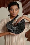 Buy_Econock Studio_Black Handcrafted Leather Semicircular Clutch 