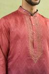 Arihant Rai Sinha_Red Viscose Embroidery Gradient Zig Zag Print Kurta _Online_at_Aza_Fashions