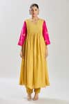 Buy_Naintara Bajaj_Yellow Silk, Organza Cut Work, Embroidery V-neck Heart Mustard Kurta Set 