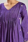 Samyukta Singhania_Purple Kurta And Pant Upada Silk Hand Embroidery Floral V Neck Zari Set _Online_at_Aza_Fashions