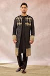 Buy_Masaba_Black Bundi Heavy Raw Silk Embellished Trikone The Kala Khatta Long Kurta Set 