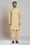 Arihant Rai Sinha_Wine Bundi Velvet Embroidered Geometric And Kurta Set _Online_at_Aza_Fashions