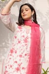 Buy_ASRUMO_White Kurta And Pant Chanderi Embroidered Thread Round Floral Set 