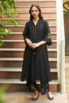 Buy_Vaayu_Black Muslin Cotton Embroidered Linear Thread V Neck Work Kurta And Pant Set _at_Aza_Fashions