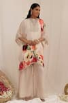 Buy_Surkh Syahi_Peach Chiffon Beads Keyhole Neck Gul Dasta Print Kurta Palazzo Set _at_Aza_Fashions