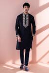Buy_Aariyana Couture_Black Embroidery Kurta Set With Pant _at_Aza_Fashions