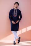 Buy_Aariyana Couture_Blue Embroidered Floral Navy Kurta Set _at_Aza_Fashions