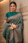 Buy_Samyukta Singhania_Green Silk Embroidery Boat Neck Floral Vine Woven Banarasi Saree And Blouse_Online_at_Aza_Fashions