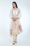 Buy_Samyukta Singhania_Cream Banarasi Chanderi Silk Floral Round Pattern Kurta With Pant _at_Aza_Fashions