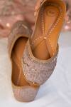 Buy_Moy_Brown Dabka Rose Embroidered Mocha Juttis_Online_at_Aza_Fashions