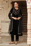 Buy_Trendy tokari_Black Velvet Woven Geometric Patchwork Keyhole Kurta Set _at_Aza_Fashions