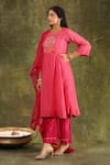 Buy_Trendy tokari_Pink Kurta Silk Chanderi Hand Embroidered Mirror Round Set 