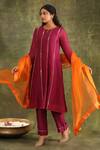 Buy_Trendy tokari_Burgundy Kurta Silk Chanderi Hand Embroidered Mirror Key Hole Anarkali Set 