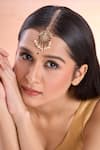 Buy_Nazaakat By Samara Singh_Gold Plated Temple Maangtikka With Kemp Stones _at_Aza_Fashions