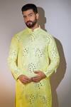 Buy_Kasbah_Yellow Silk Mirrors, Sequins Geometric Work Kurta _Online_at_Aza_Fashions