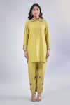 Buy_Samyukta Singhania_Green Cotton, Silk Embroidery Collared Flower Kurta And Pant Set