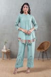 Buy_Samyukta Singhania_Green Cotton, Silk Embroidery Mandarin Collar Thread Flower Kurta And Pant Set_at_Aza_Fashions