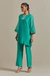 Vinusto_Blue Handwoven Chanderi Embroidered Lace Notched Short Kurta With Pant _at_Aza_Fashions