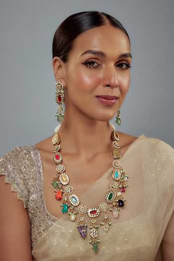 Buy_Vivinia By Vidhi Mehra_Gold Plated Kundan, Gemstone Saadgi Embellished Necklace Set 
