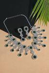 Shop_Auraa Trends_Emerald Green Diamonds Gemstone Necklace Set _at_Aza_Fashions