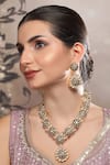 Buy_Auraa Trends_Green Crystals, Zari Kundan Floral Necklace Set _at_Aza_Fashions