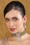 Buy_Auraa Trends_Green Stones Kundan Embellished Necklace Set_Online_at_Aza_Fashions
