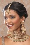 Buy_Auraa Trends_White Pearls Kundan And Necklace Set _at_Aza_Fashions
