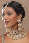 Buy_Auraa Trends_White Pearls Kundan And Necklace Set 