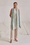 Buy_SHAZA_Green Floral Chantilly Ombre Pashmina Stole _at_Aza_Fashions