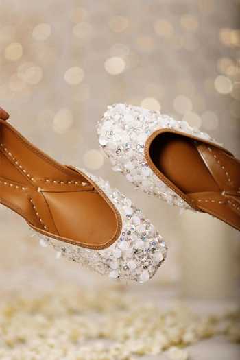 5elements_Off White Rhinestone Embellished Juttis _Online_at_Aza_Fashions