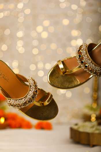 5elements_Gold Beads, Stones Embellished Kolhapuri Heels _Online_at_Aza_Fashions