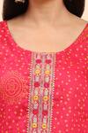 Buy_Mamicha_Pink Cotton Print Bandhani Round Embroidered Kurta Set 