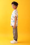 Anthrilo_White Cotton Digger Print T-shirt With Joggers _Online_at_Aza_Fashions