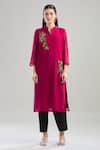 Naintara Bajaj_Fuchsia Georgette Beads Mandarin Collar Seed Embroidered Kurta _at_Aza_Fashions