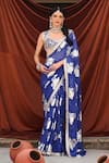 Buy_Lashkaraa_Blue Georgette, Net Embroidery, Foil Printing Floral Saree Set _at_Aza_Fashions
