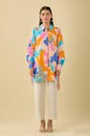 Buy_Sorbae_Multi Color Cotton Collared Abstract Print Asymmetric Shirt _Online_at_Aza_Fashions
