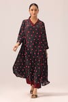 Buy_Label Shreya Sharma_Black Crepe V-neck Floral Print Kurta Set _at_Aza_Fashions
