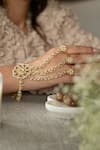Buy_Do Taara_Gold Plated Crystals, Beads Kundan Hathphool Bracelet _at_Aza_Fashions