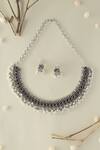 Buy_Mero Jewellery_Handmade Silver Onyx Pearls Necklace Jewellery Set _at_Aza_Fashions