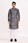 Arihant Rai Sinha_Gray Cotton, Silk Printed Grey Kurta Set With White Churidar _at_Aza_Fashions