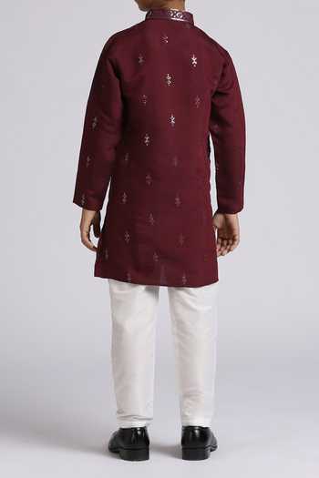 Shop_Petite Pomme_Wine Silk, Cotton Sequins Sequence Embroidered Kurta Set _at_Aza_Fashions