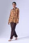 Buy_Klad_Spring Printed Shirt And Solid Brown Pants Set_at_Aza_Fashions