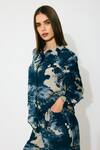 Buy_KoAi_Toile Print Blue Pants 