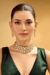 Samyukta Singhania_Green And Gold Brass Jewellery Set _at_Aza_Fashions