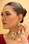 Samyukta Singhania_Cream Pearls Creme Green Brass Jewellery Set _at_Aza_Fashions