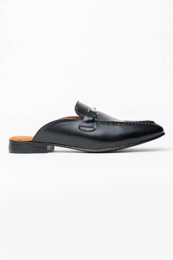 Buy_Kavith_Black Evening Square Toe Slippers _Online_at_Aza_Fashions