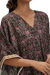 Mimamsaa_Green Vaidehi Floral Print Kaftan _Online_at_Aza_Fashions